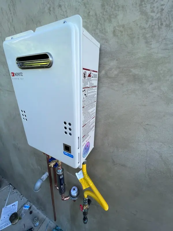 Tankless water heater installation for Quinebaug homes